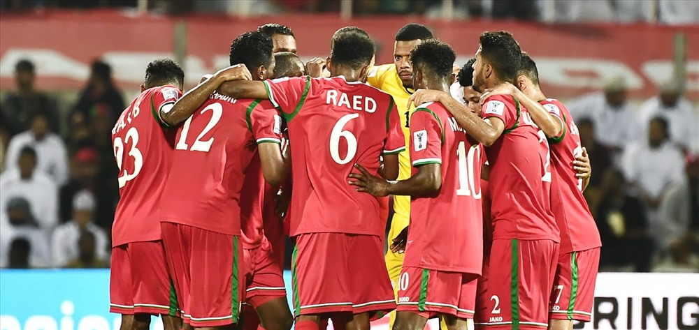 ĐT Oman không có nhiều cơ hội trước đối thủ Iran. Ảnh AFC