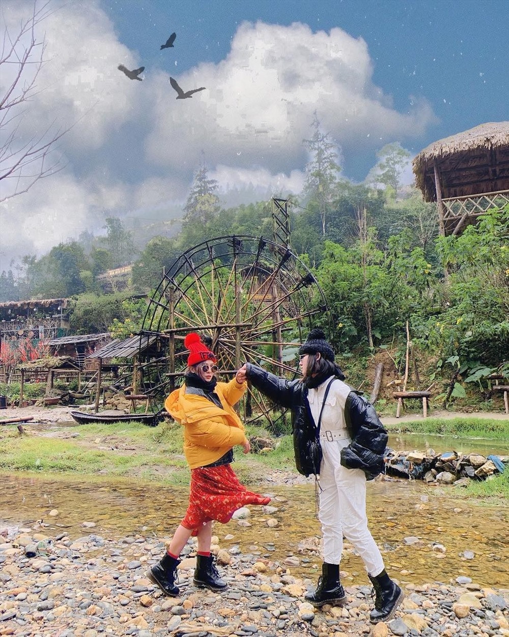 Một thoáng Sapa của hai bạn trẻ.