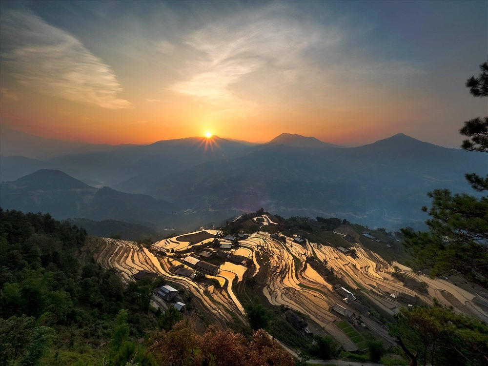 Bình minh ở Sapa.
