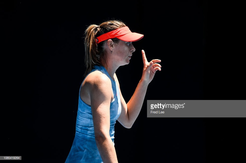 Masha giành lấy set mở màn. Ảnh: Getty.