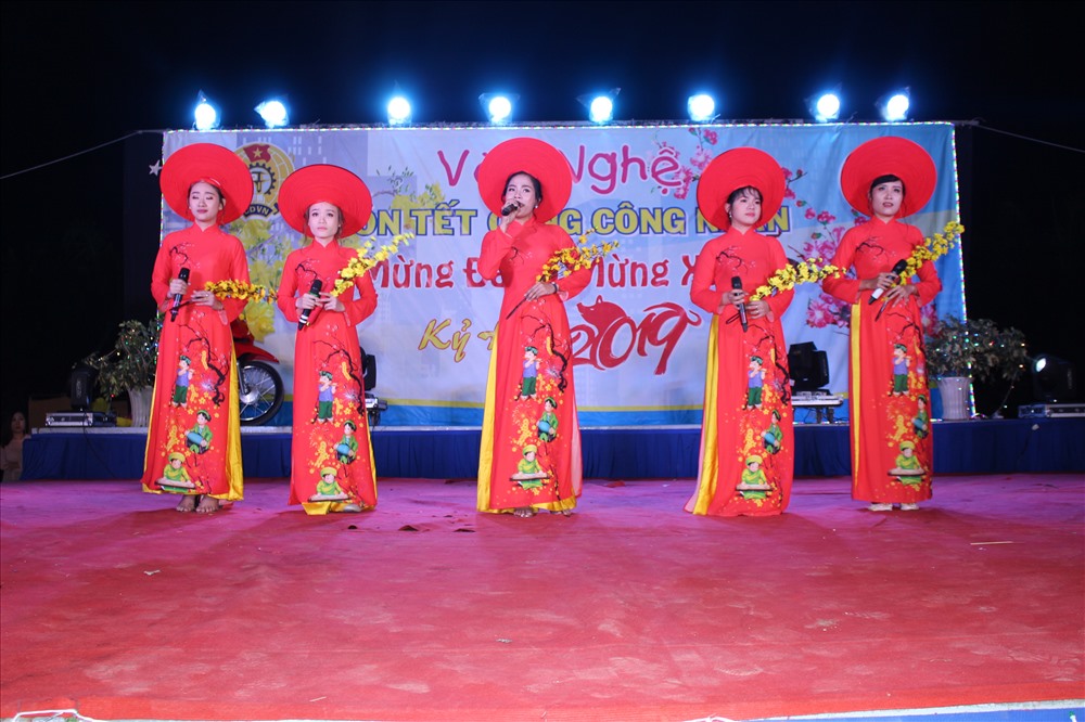 Một tiết mục văn nghệ do CNLĐ thực hiện.