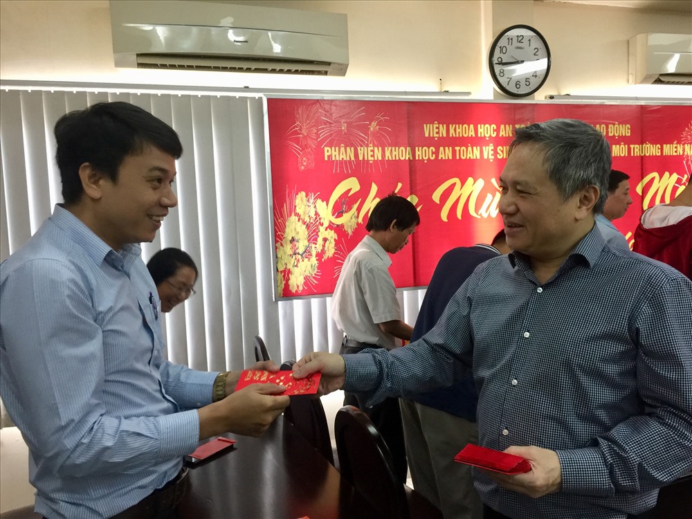 TS Đỗ Trần Hải - Viện trưởng Viện Khoa học An toàn và Vệ sinh lao động động viên anh chị em