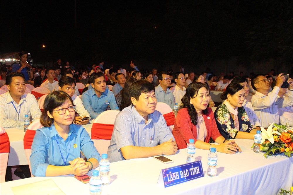 Các cơ quan ban, ngành tỉnh Long An rất quan tâm đến “Tết Sum vầy” của tổ chức Công đoàn.