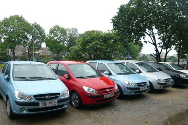 Nhu cầu thuê xe ôtô tự lái đi chơi của người dân trong dịp tết tăng cao.