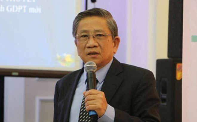 GS Nguyễn Minh Thuyết cho rằng việc xây dựng chương trình môn học tích hợp giúp giảm tải cho học sinh.