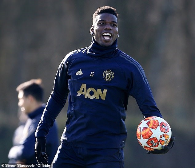 Pogba đang là đầu tàu của M.U. Ảnh: Offside.