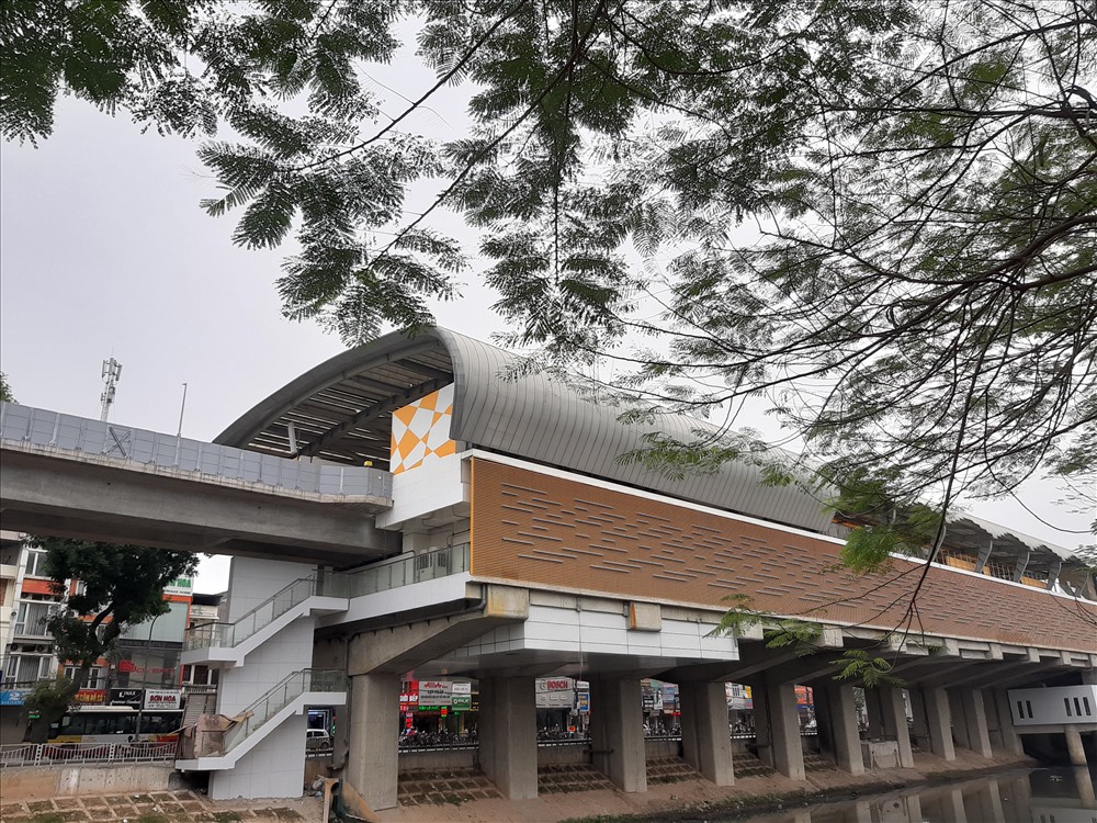 Hiện nay tuyến đường sắt trên cao Cát Linh - Hà Đông vẫn đang trong quá trình chạy thử.