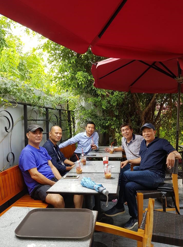 MC Lại Văn Sâm và những người bạn.