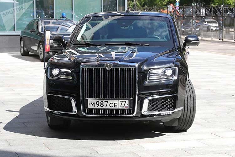 Chiếc limousine Aurus Senat được thiết kế dành riêng cho Tổng thống Putin.