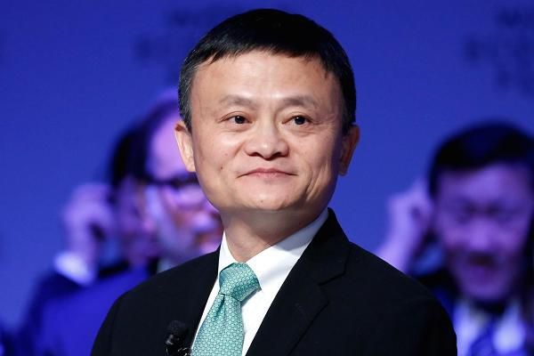 “Tiền rất quan trọng, không có tiền thì bạn không hạnh phúc được, nhưng tiền không khiến bạn hạnh phúc trọn vẹn. Cái bạn cần là thành tựu“, tỉ phú Jack Ma đưa ra quan niệm về tiền.