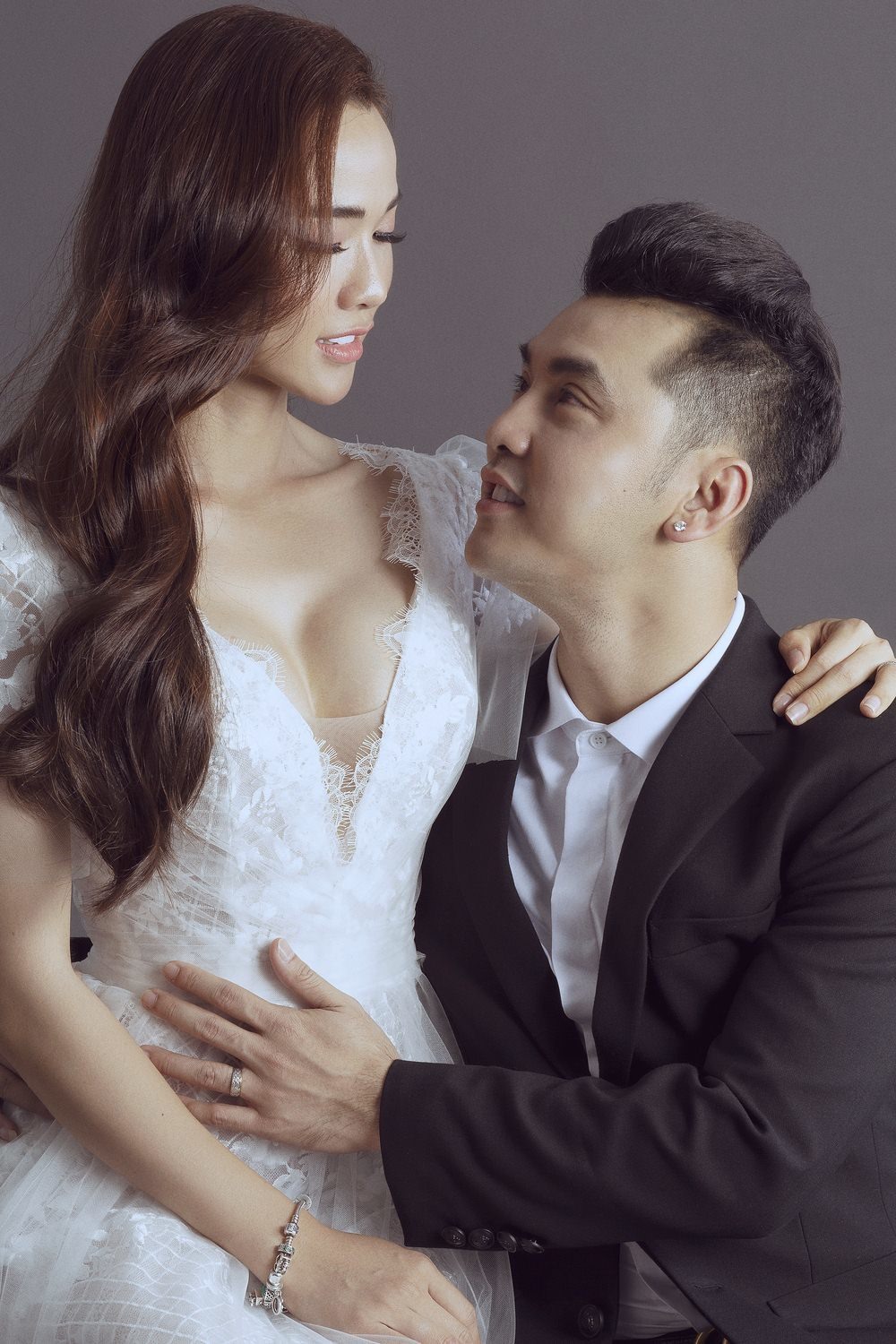Ưng Hoàng Phúc và Kim Cương.