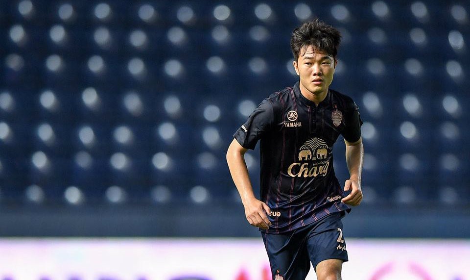 Xuân Trường có màn trình diễn kém thuyết phục ở trận giao hữu của Buriram United.