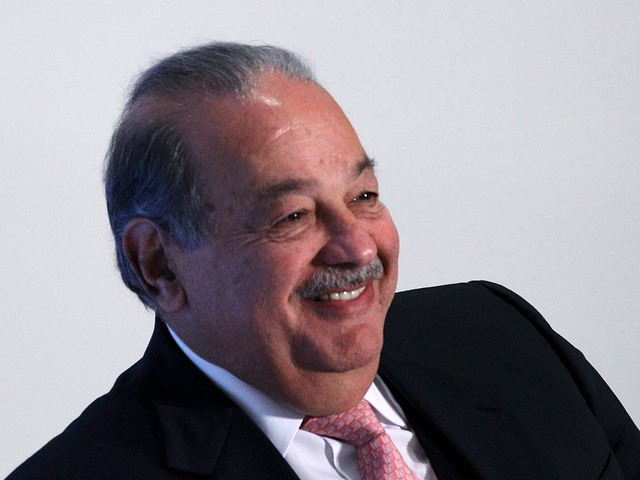 Carlos Slim Helú: Tỉ phú ngành viễn thông Mexico, người sáng lập công ty Grupo Carso, đã sống trong một ngôi nhà có 6 phòng ngủ trong hơn 40 năm qua. Tỷ phú này không thích du thuyền hay phi cơ riêng và vẫn đang lái 1 chiếc Mercedes-Benz cũ kỹ. 