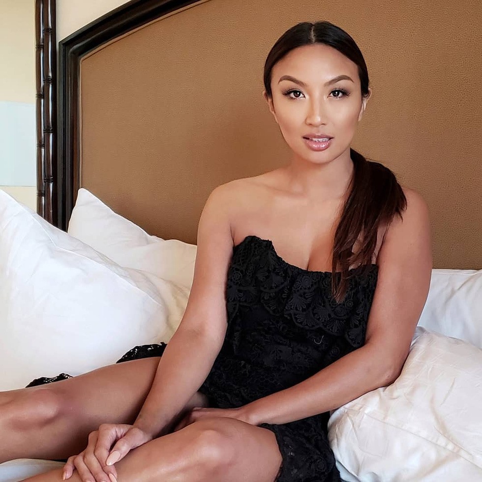 Nhan sắc mặn mà của Jeannie Mai.