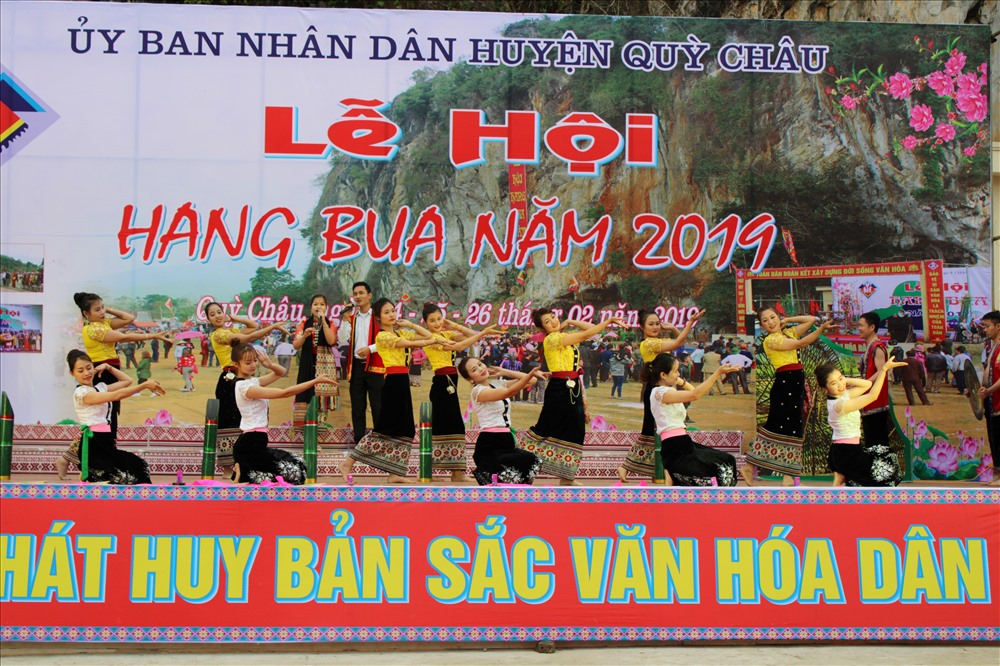 Một số nghi thức trong lễ hội