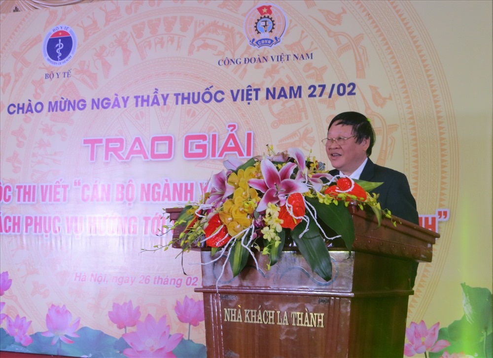 Thầy thuốc nhân dân, GS.TS Nguyễn Viết Tiến - Thứ trưởng Thường trực Bộ Y tế phát biểu khai mạc Lễ trao giải cuộc thi. Ảnh: Xuân Trường