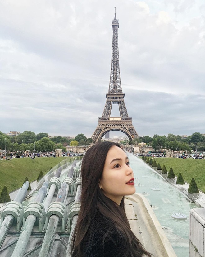Cô gái cũng thường khoe những hình ảnh đi du lịch ở nhiều nơi cả trong và ngoài nước. Ảnh: FBNV.
