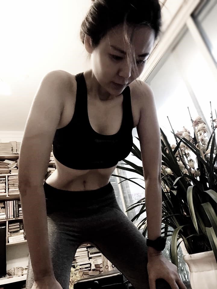 Hoa hậu Việt Nam Nguyễn Thu Thủy với bức ảnh tập yoga gây cảm hứng (Ảnh: Facebook nhân vật- đã xin phép sử dụng)