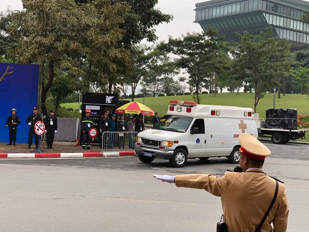 Đoàn xe tháp tùng Tổng thống Trump.
