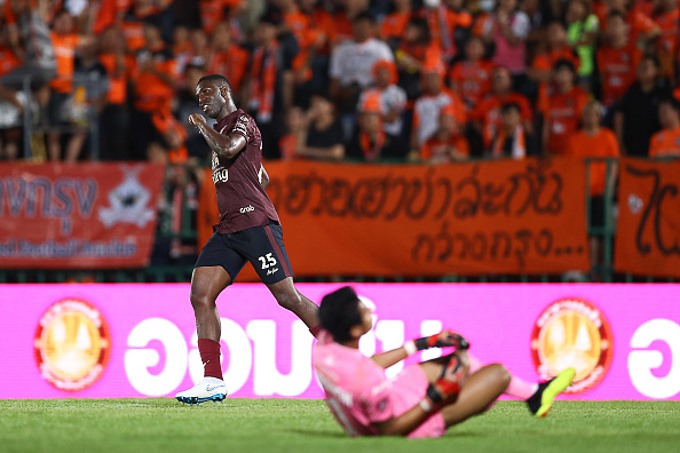 Buriram United còn sở hữu đồng đội của Sadio Mane tại ĐT Mali, tiền đạo Modibo Maiga (Ảnh: Getty)
