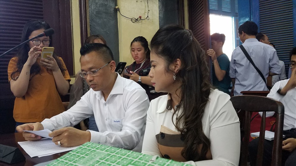 Bà Lê Hoàng Diệp Thảo tại tòa