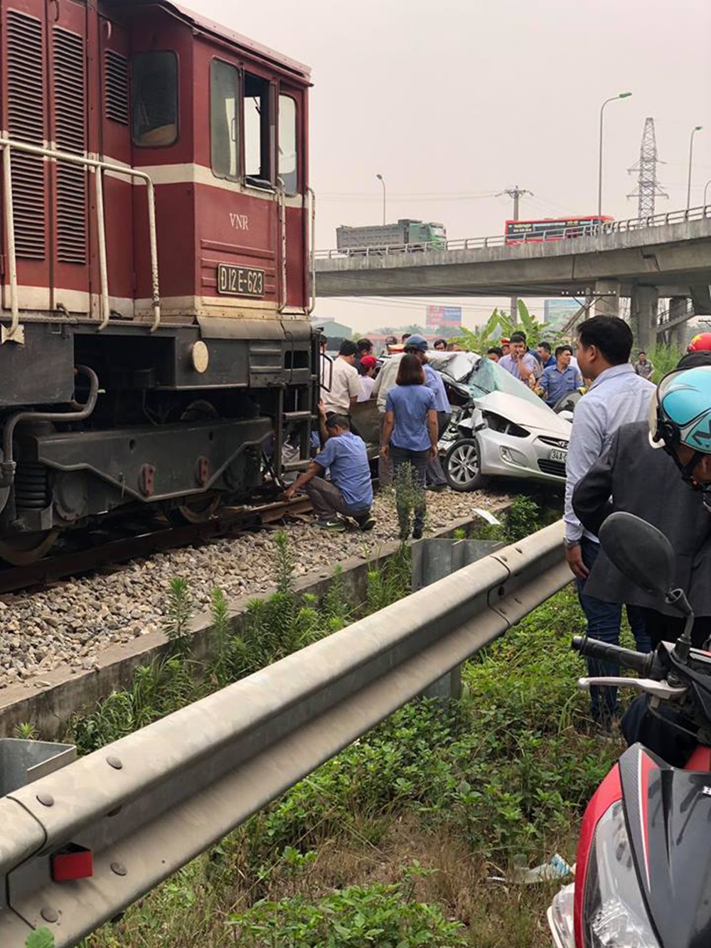 Vụ tai nạn giao thông khiến 5 người nhập viện.