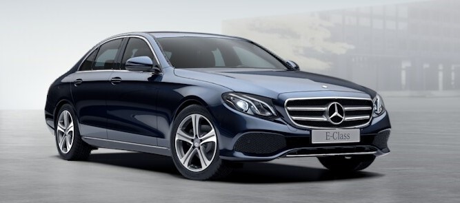 Mercedes Benz E300 AMG thuộc dòng xe sang có giá hàng tỉ đồng (ảnh minh họa)