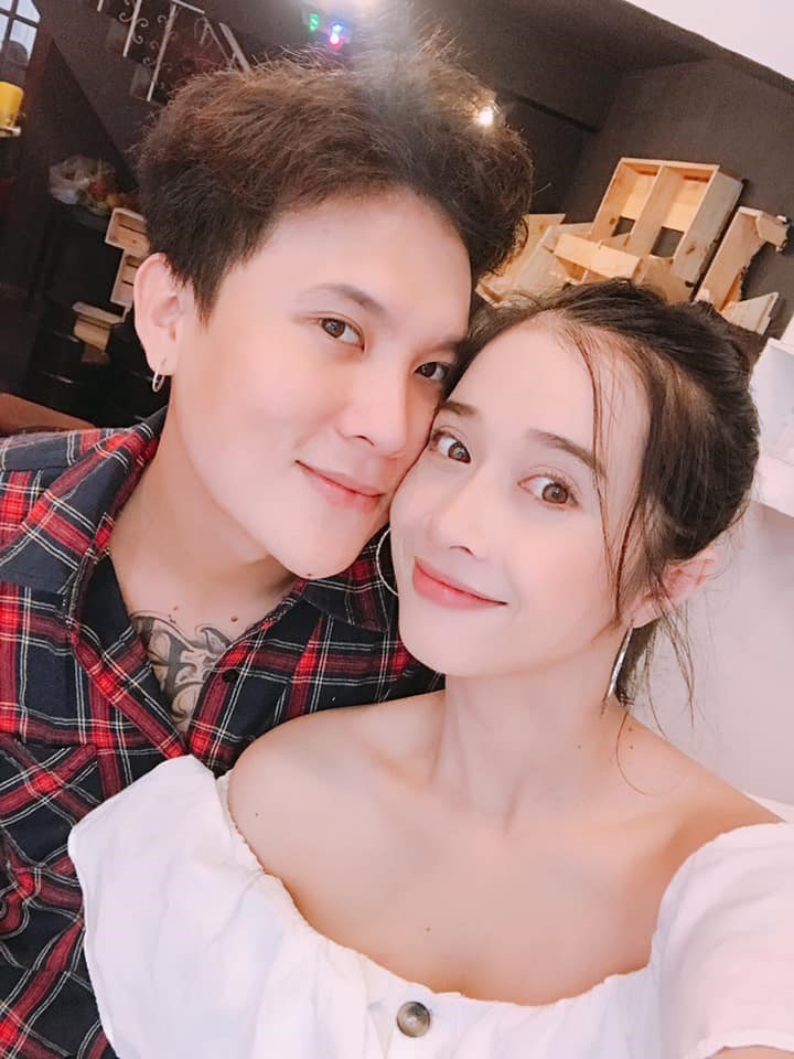 Em gái Nhã Phương khiến dân mạng bất ngờ với vẻ đẹp sau sinh