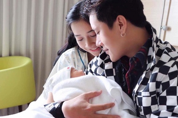 Tổ ấm ngọt ngào, hạnh phúc của vợ chồng em gái Nhã Phương.