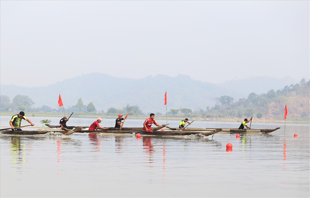 Theo ban tổ chức, các đội thi đấu ở 3 nội dung gồm đua thuyền 2 vận động viên, đua thuyền 3 vận động viên và đua thuyền 4 VĐV kết hợp.