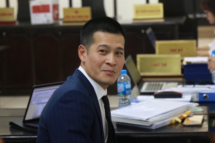 Đạo diễn Việt Tú.