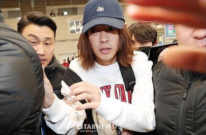 Ngày 12:3. Cảnh sát triệu tập Jung Yoon Young về nước để điều tra.