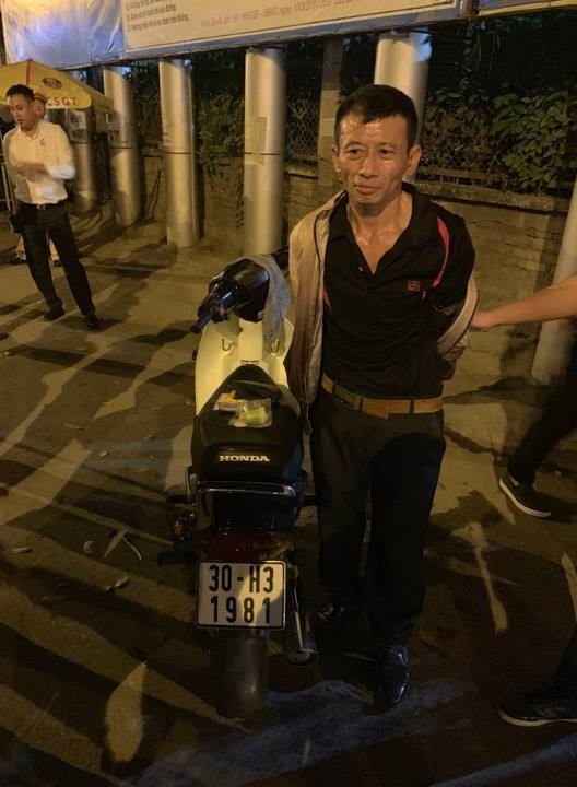 Đối tượng tàng trữ ma túy và tang vật.