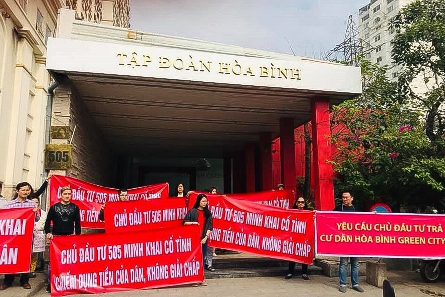 Loạt chung cư, cao ốc bị Hà Nội bêu tên.