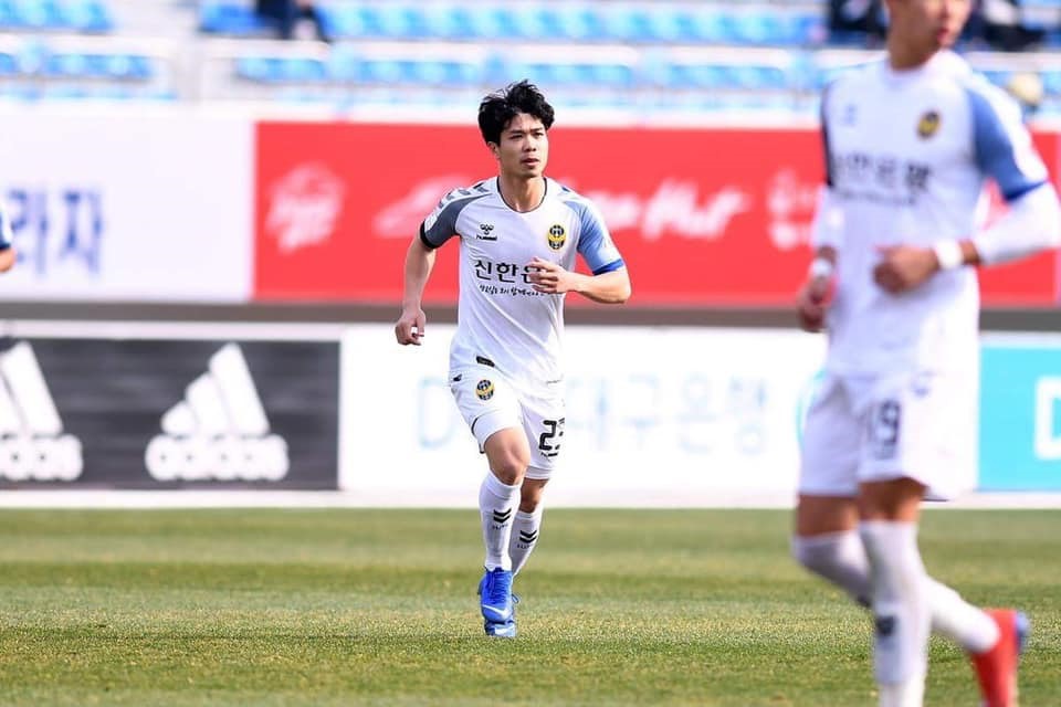 Công Phượng vẫn phải cố gắng rất nhiều nếu muốn có tương lai ở Incheon United. (Ảnh: Incheon United)