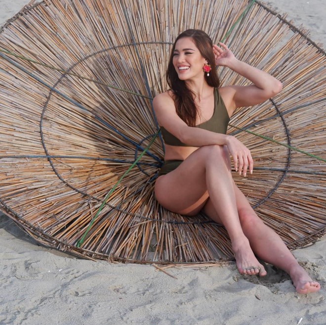 Michele Gumabao được mệnh danh là “nữ hoàng bóng chuyền” của Philippines.