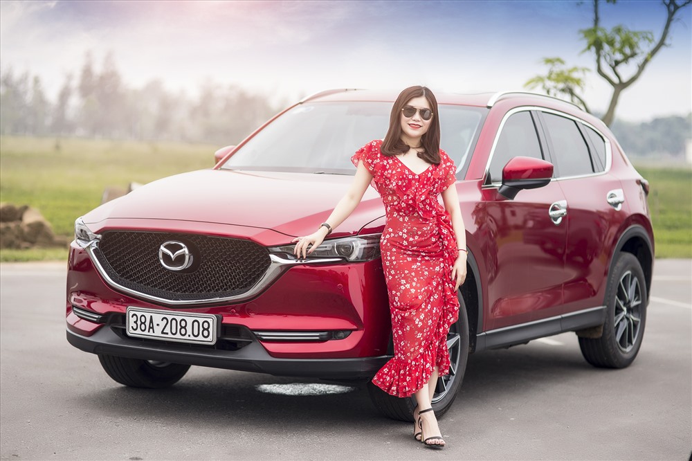 Đỏ Soul Red Crystal một trong những màu sắc đang được yêu thích nhất không chỉ tại Việt Nam mà còn ở toàn cầu.