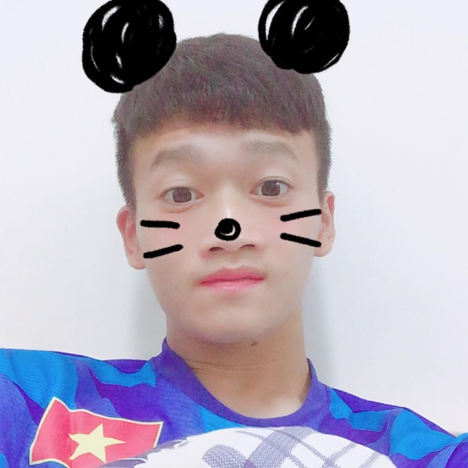 Hoàng Đức là đồng đội của trung vệ Bùi Tiến Dũng.