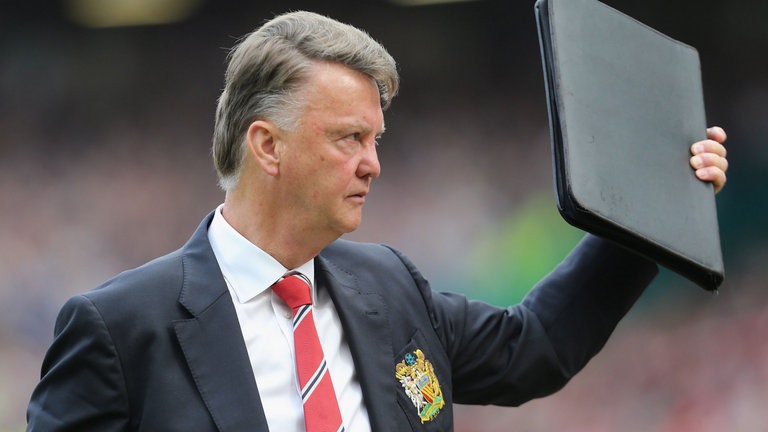 Van Gaal đánh giá lối đá của Mourinho và Solskjaer không khác gì nhau. Ảnh Sky Sports
