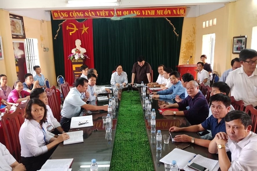 Buổi làm việc của Bộ trưởng Bộ Giáo dục Đào tạo tại Hưng Yên.