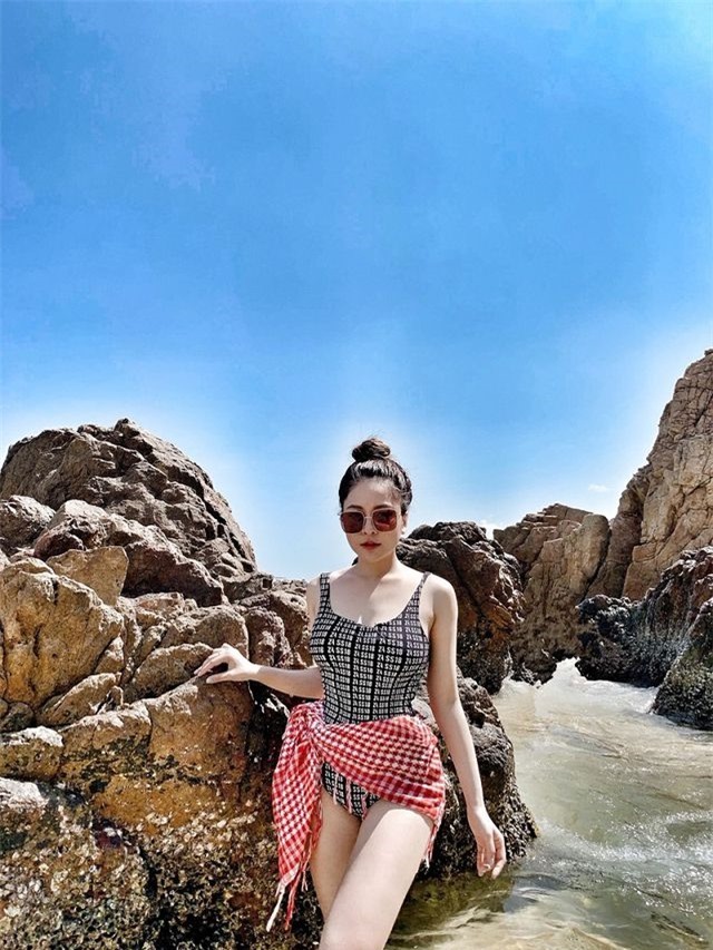 Thời gian gần đây Trâm Anh đang miệt mài khẳng định bản thân trong showbiz Việt.
