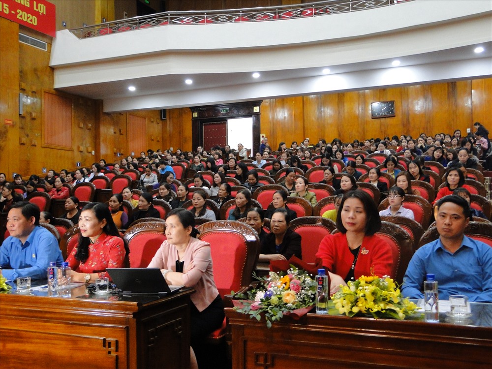 Quang cảnh lớp học tập chuyên đề.