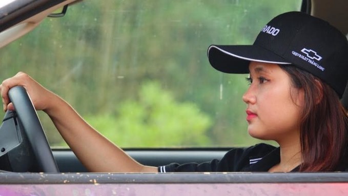 Phạm Thu Thuỷ làm quen với ô tô từ 3 năm nay.