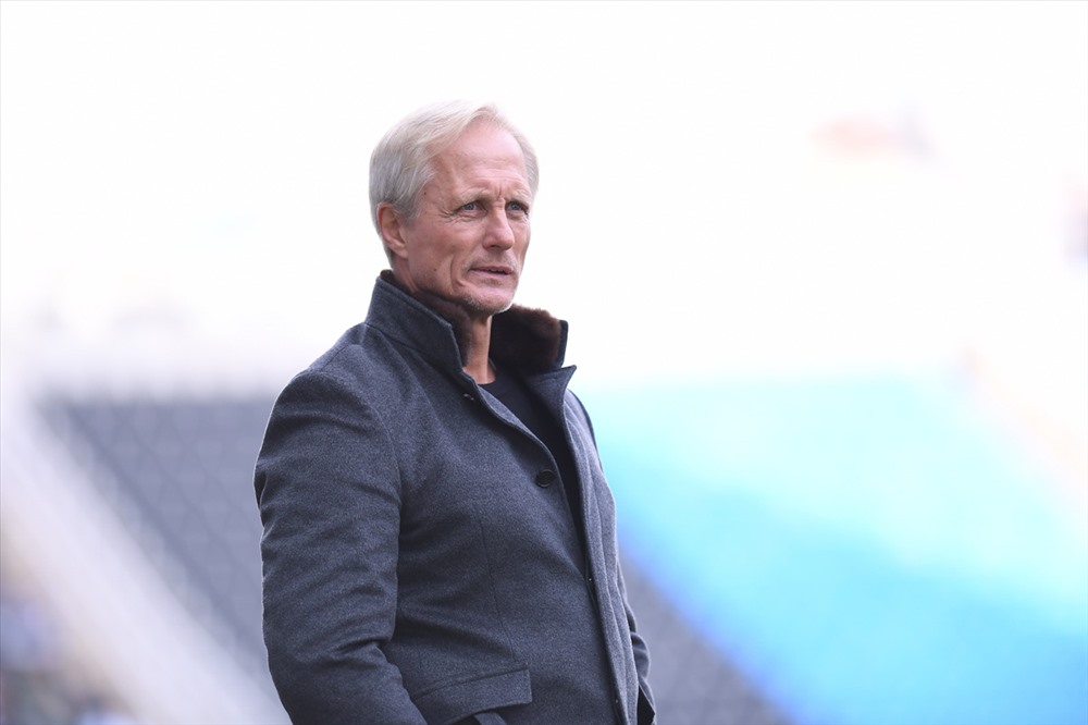 HLV Jorn Andersen cho rằng Công Phượng chưa đủ sức thi đấu tại K.League 2019. Ảnh Incheon United