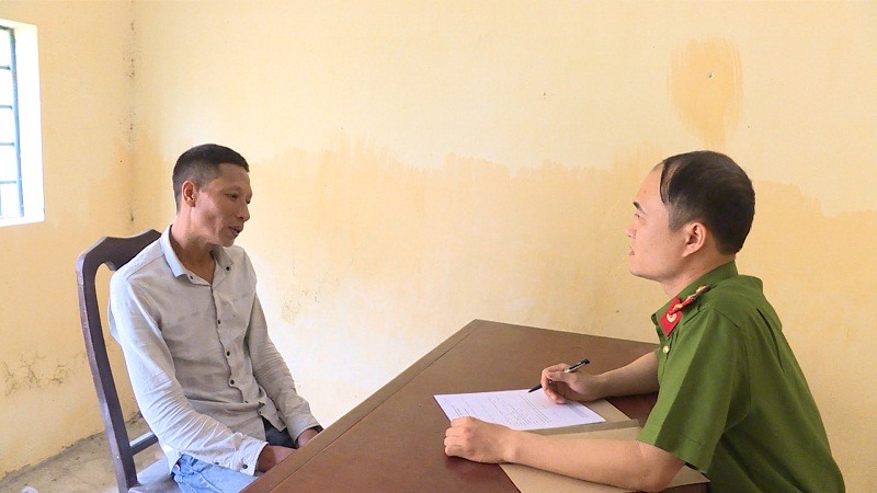 Đối tượng Sơn và vật chứng được thu giữ