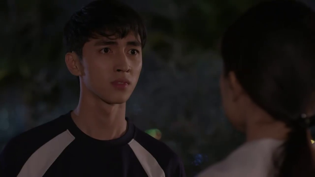Mai đã gặp và tỏ thái độ gay gắt với Tùng.