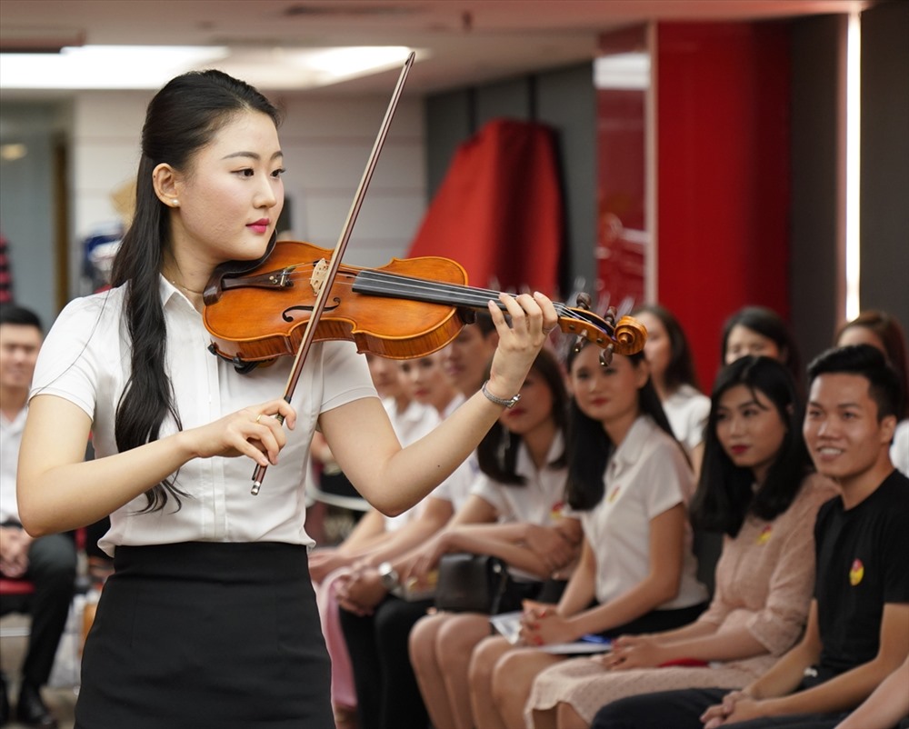 Nhiều năm qua, Vietjet đã thu hút nguồn nhân lực chất lượng cao từ hơn 40 quốc gia và vùng lãnh thổ.