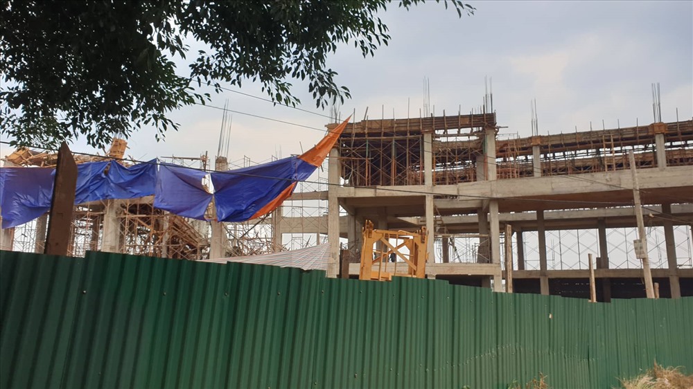 Hiện trường vụ sập giàn giáo.