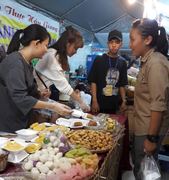 Lễ hội bánh sẽ diễn ra đến ngày 16.4