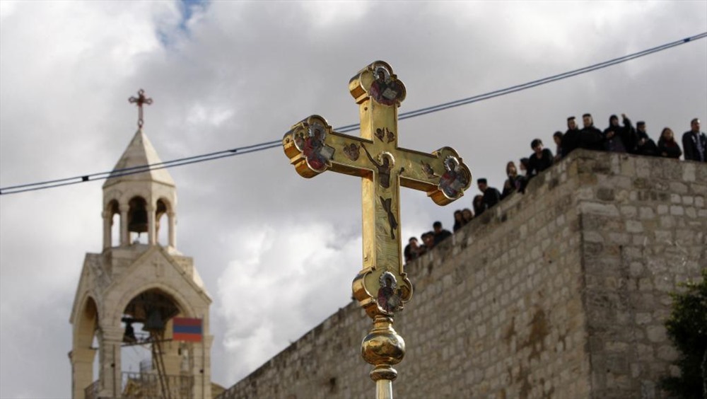 Nhà thờ Chúa Giáng Sinh ở Bethlehem – Palestine là một trong những nhà thờ cổ nhất vẫn duy trì hoạt động trên thế giới.